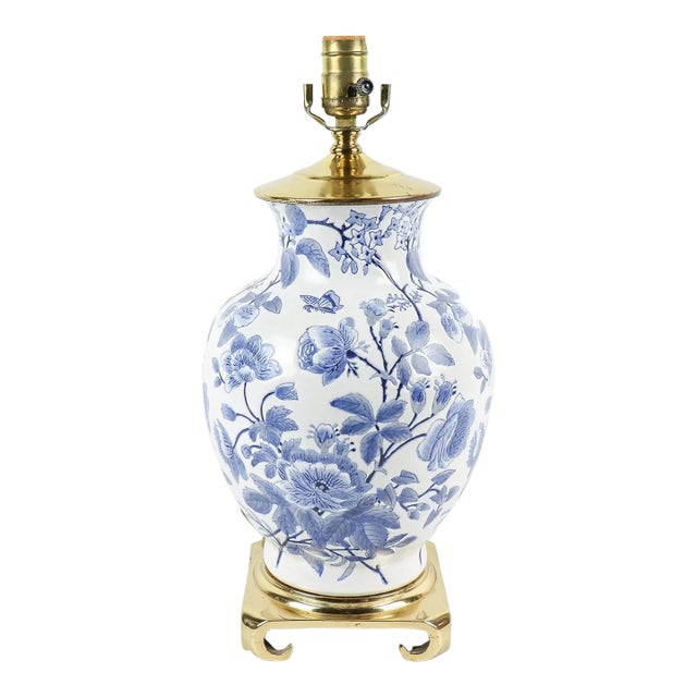 Late 20th Century Blue and White Floral Table Lamp With Brass Base For Sale