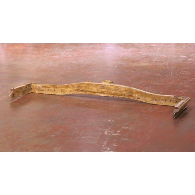 19th Century French Louis XV Carved Giltwood Canapé De Lit Crest For Sale - Image 9 of 9