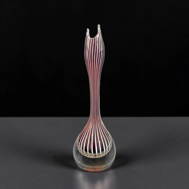 Mid-Century Modern Zebra Glass Vase by Vicke Lindstrand for Kosta, Sweden, 1950s For Sale - Image 3 of 14