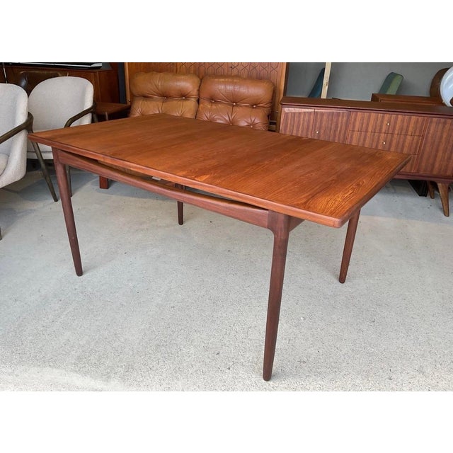 Mid-Century Modern Teak Extending Dining Table by Ib Kofod Larsen for G Plan, 1960s For Sale - Image 12 of 16