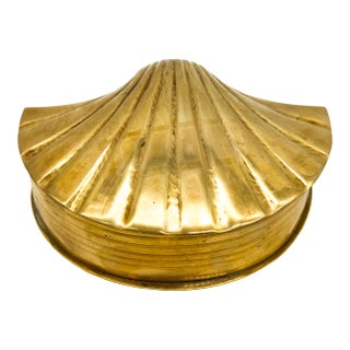 Vintage Brass Scallop Shell Hinged Box — Coastal / Hollywood Regency / Nautical For Sale