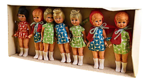 Dolls attributed to Quenzola Toys, Set of 7