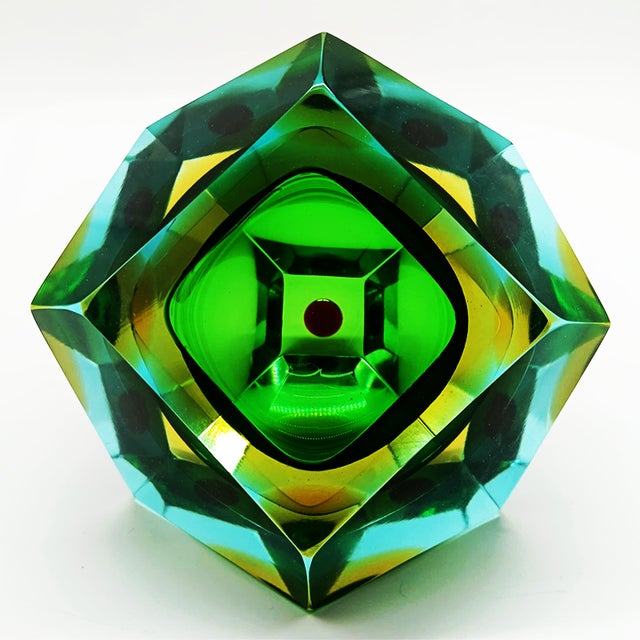 Vintage Italian Multifaceted Ashtray in Murano Glass by Flavio Poli for Seguso, 1960s For Sale - Image 6 of 8