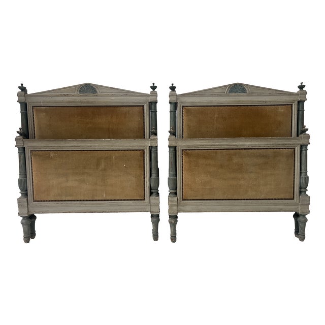 20th Century Directoire-Style Beds in Painted Beechwood, Set of 2 For Sale