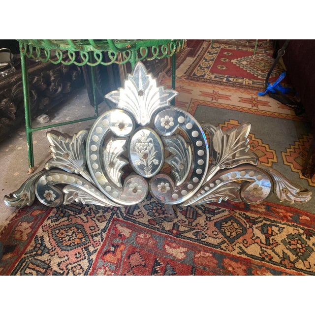 Venetian Mirror in Glass For Sale - Image 13 of 18