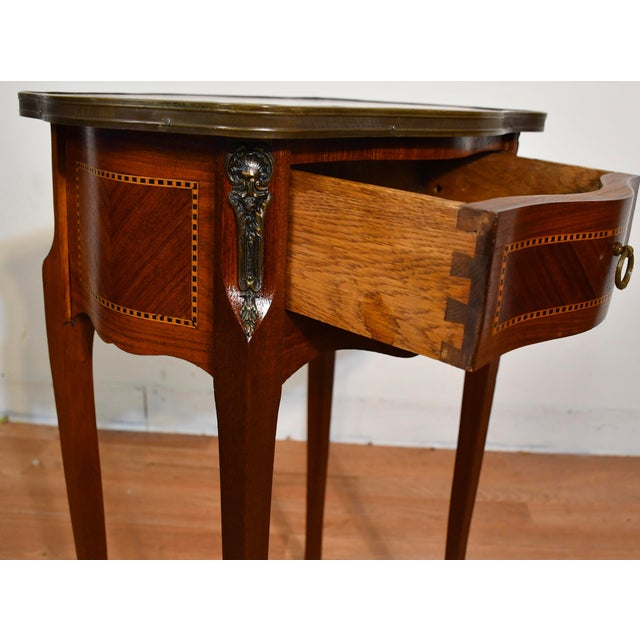 1920s Antique French Louis XV Walnut & Satinwood Inlay Nightstand Made in France For Sale - Image 11 of 14