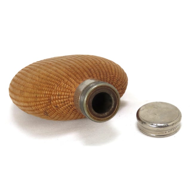 1900 - 1909 Antique Early 1900s Hand Woven Basket on Glass "Pumpkin Seed" Whiskey Hip Flask For Sale - Image 5 of 13