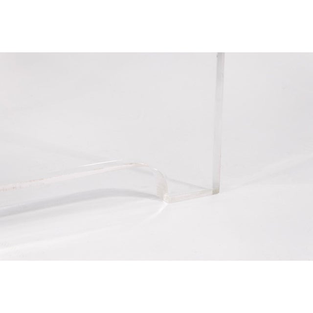 Mid 20th Century Contemporary Modern X Shaped Base Lucite and Glass Rounded Square Coffee Table For Sale - Image 5 of 5
