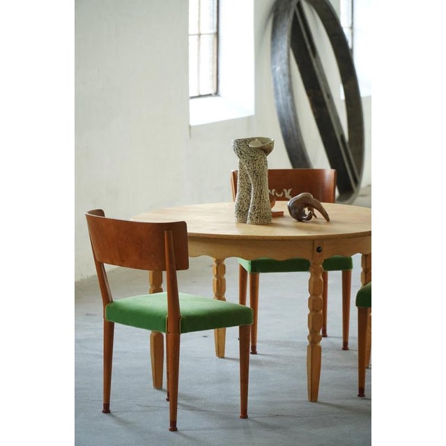 Wood Mid-Century Danish Round Dining Table in Oak with Three Extensions, 1960s For Sale - Image 7 of 18