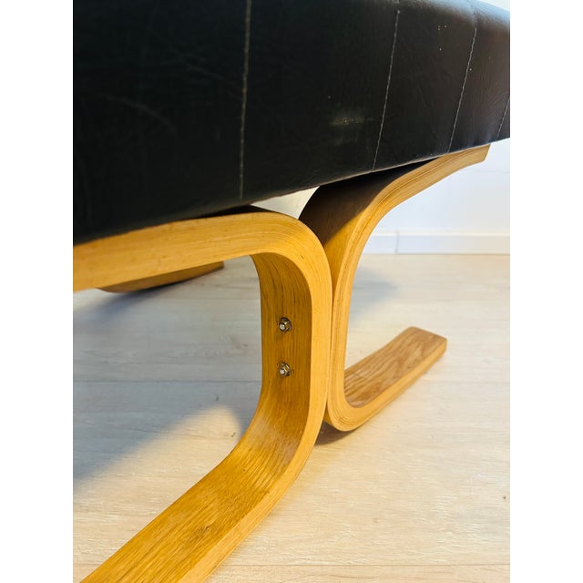 Wood Bratislava Lounge Armchair from Ludvík Volak, Czechoslovakia, 1970s For Sale - Image 7 of 11