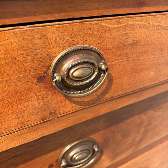 Antique Walnut Sheraton Chest of Drawers, Circa 1810-1820, Western Pennsylvania For Sale - Image 9 of 18