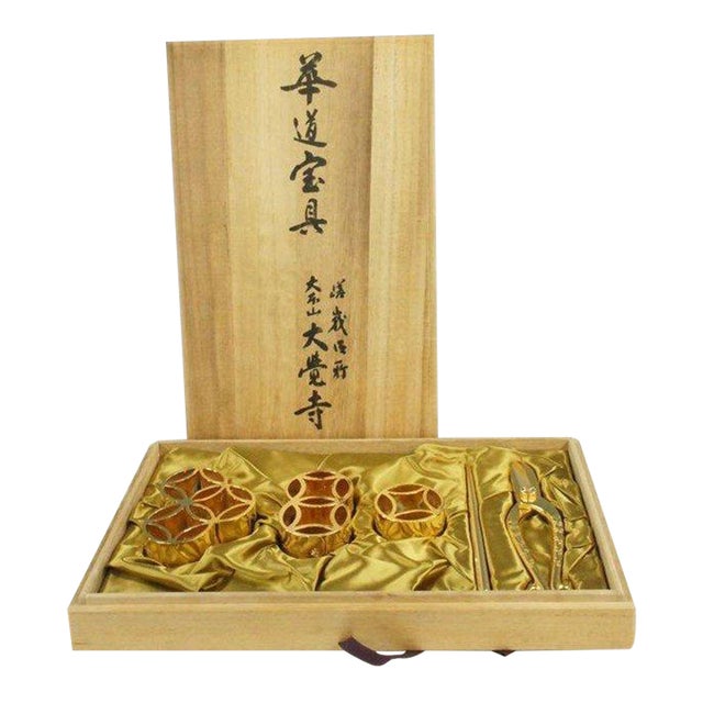 Japanese 24k Gold Plated Bonsai Ikebana Gardening Metal Scissors Kenzan Wood Box Tea Ceremony For Sale