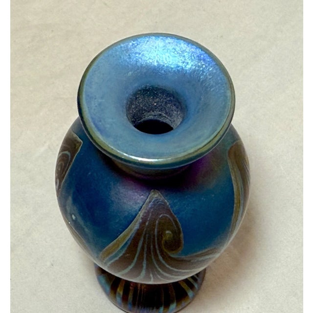 Vintage Miniature Hand Blown Pulled Feather Blue Iridescent Studio Glass Vase For Sale In New York - Image 6 of 10