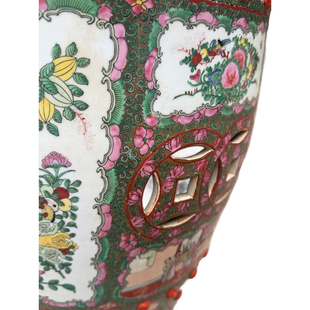 1950s Mid 20th Century Famille Rose / Rose Medallion Porcelain Garden Stool For Sale - Image 5 of 10