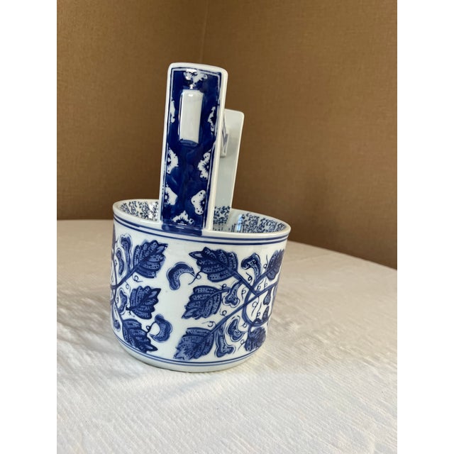 Chinoiserie Porcelain Waterpail Cachepot For Sale - Image 6 of 7