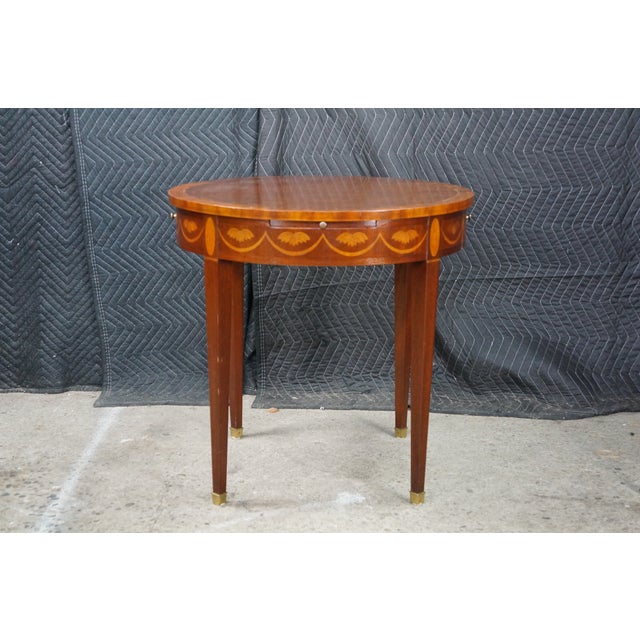 Mid 20th Century Baker Federal Hepplewhite Style Mahogany Round Inlaid Side Table Pullout Trays For Sale - Image 16 of 18