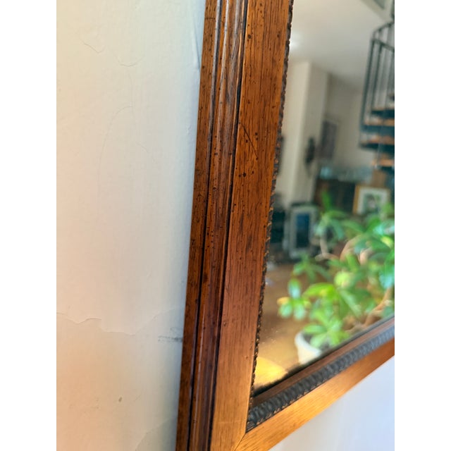 Wood Early 20th Century American Federal Revival Oak Framed Wall Mirror For Sale - Image 7 of 9
