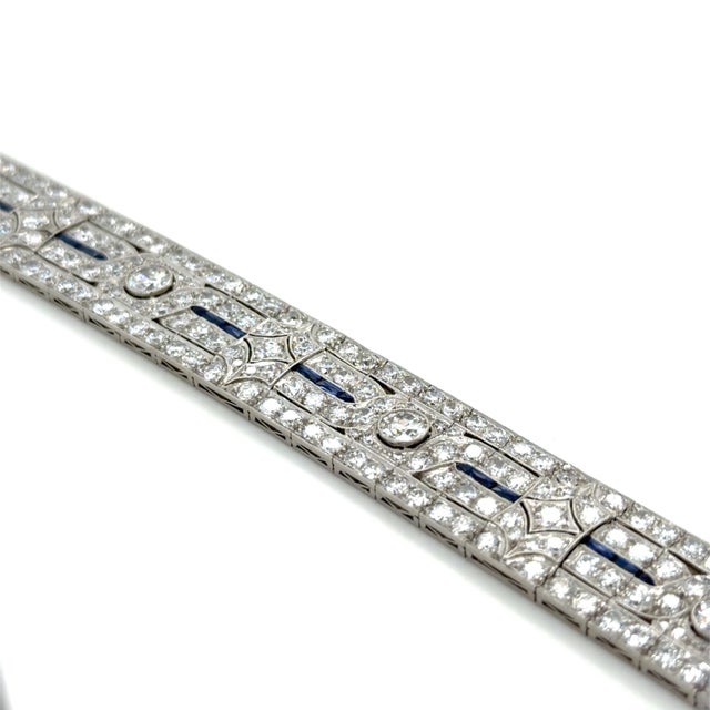 Art Deco Art Deco, 16.50 Carats Diamond and Sapphire Bracelet, Platinum For Sale - Image 3 of 5