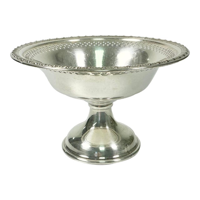 Mid-Century Hollywood Regency English Traditional Silverplate Bon Bon Pedestal Serving Dish For Sale