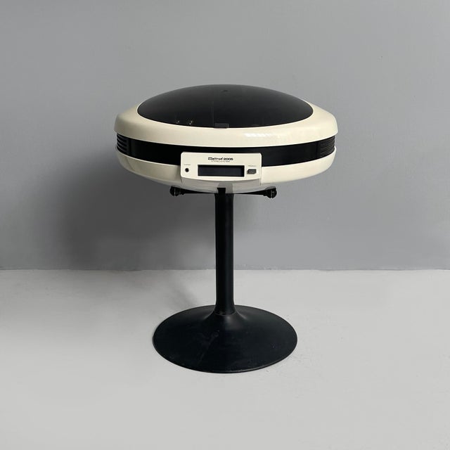 Usa space age stereo system space odissey by weltron 2005 with turntable, radio and tape player, 1970s space odyssey model...
