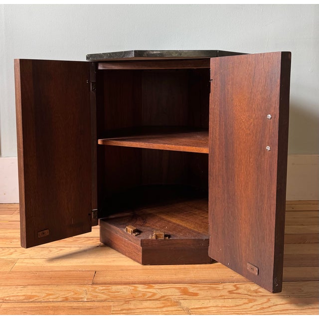 Brown 1950s Harvey Probber Style Octaganol Side Table For Sale - Image 8 of 10
