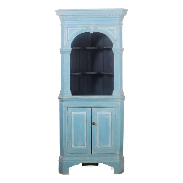 19th Century English Corner Cupboard For Sale