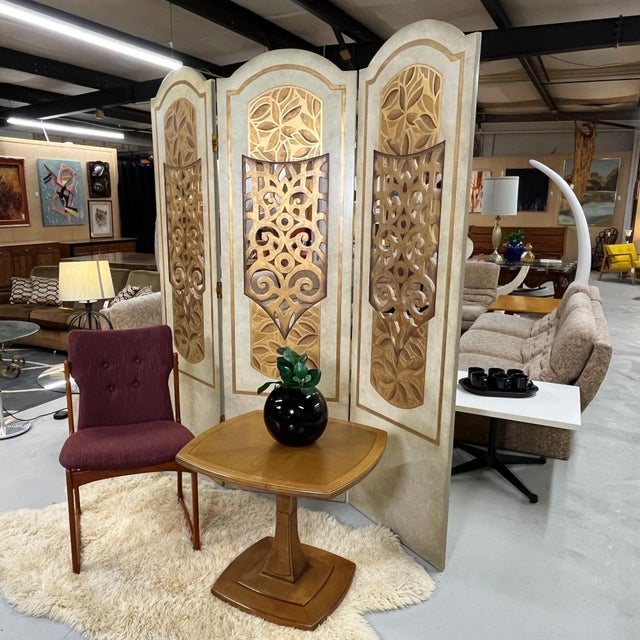 Cream Italianate Gold Leaf and Cream Colored 3 Panel Room Divider Screen For Sale - Image 8 of 12