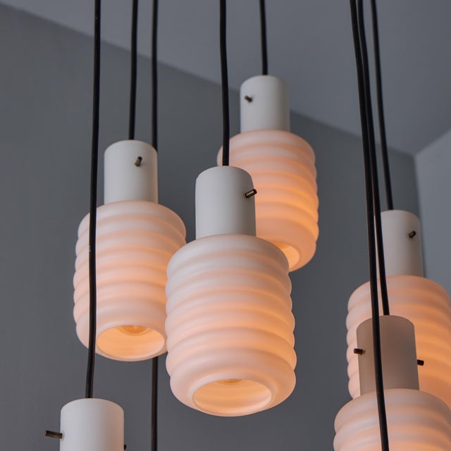 1950s Italian 8-Glass Cascading Chandelier Attributed to Arredoluce For Sale - Image 10 of 17