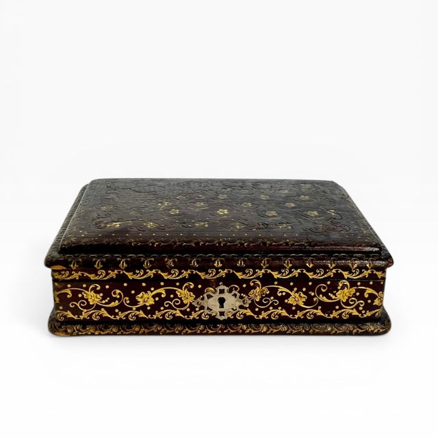 19th Century French Napoleon III Hand-Tooled Gilt Leather Box For Sale - Image 14 of 16