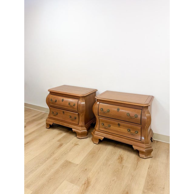 Century Furniture Vintage Century Furniture Provincial Curvy Nightstand Pair Classic Bedroom Table, 2 Pieces For Sale - Image 4 of 17