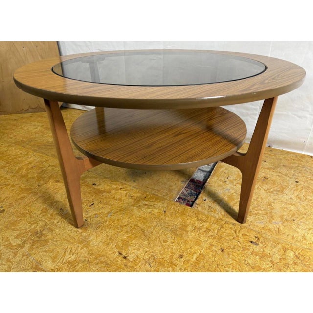 Mid-Century Round Coffee Table, 1960s For Sale - Image 6 of 8