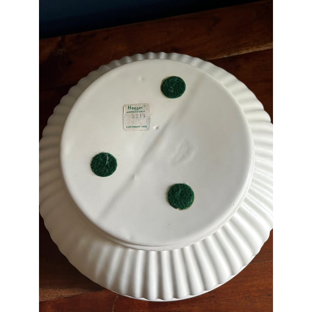 Cream Vintage Cream Fluted Haeger Planter For Sale - Image 8 of 9
