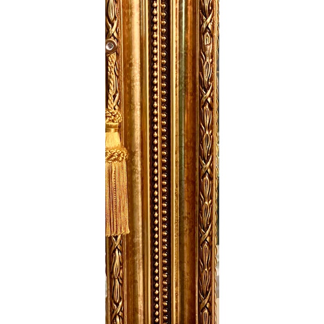 1980s Classical Italian Gold Curio Wall Display Cabinet With Bevelled Mirrors by Pita S R L, Italy For Sale - Image 12 of 15