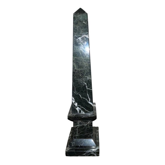 Italian Pair of Black Marble Obelisks With White Veining – Italy, 1980’s. For Sale - Image 3 of 4