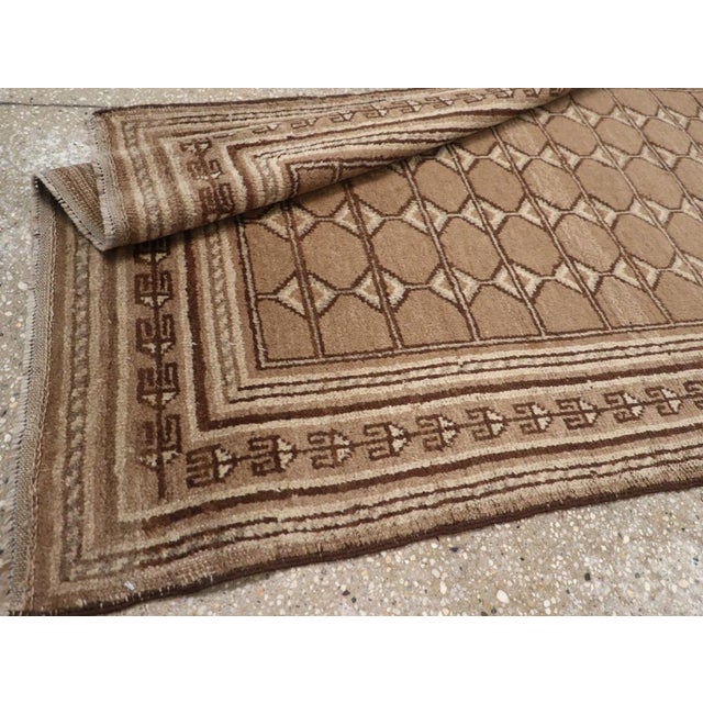 Coffee Galerie Shabab Collection Mid-20th Century East Turkestan Samarkand Throw Rug For Sale - Image 8 of 8