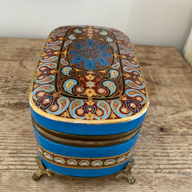 Early 20th Century Antique French Large Handpainted Turquoise and Pink Porcelain Dresser Box For Sale - Image 5 of 12