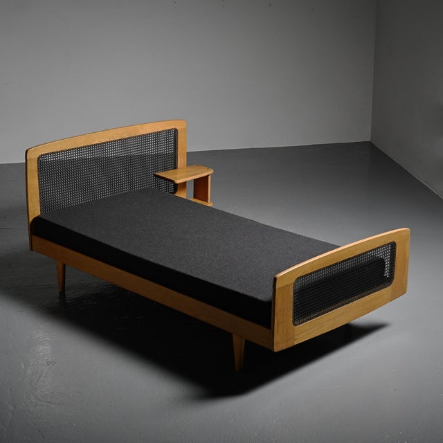Single Bed by Roger Landault for Ligne Roset, France, 1965 For Sale - Image 15 of 15
