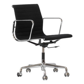 EA 117 Office Chair by Charles Ray Eames for ICF, USA, 1969 For Sale