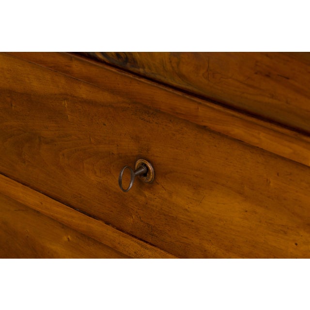 19th Century French Louis Philippe Walnut Chest of Drawers W/ Carrara Marble For Sale - Image 10 of 18