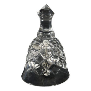 French Art Deco Crystal Bell attributed to Cristalleries de Baccarat, 1940s For Sale