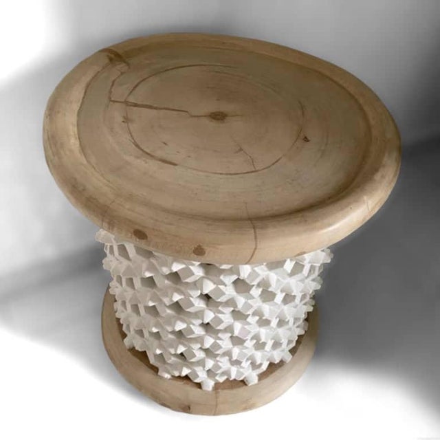African White & Brown Coffee Table Bedside Décor . African Bamileke Side Table Stool For Sale - Image 3 of 4