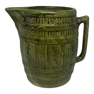 Mid 20th Century Retro Green Yellow Ware Pottery Stoneware Barrel 8” Pitcher For Sale