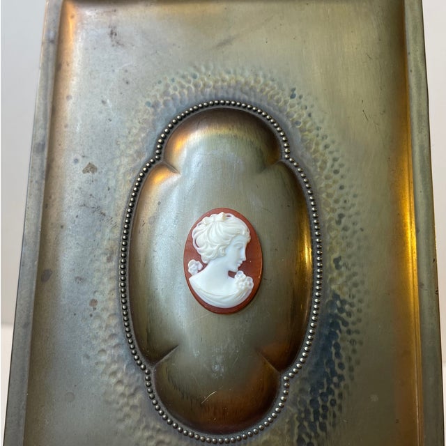 Art Deco Brass Cigar Box with Bakelite Cameo, 1940s For Sale - Image 3 of 10