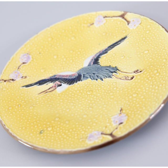 19th Century English Joseph Holdcroft Yellow Majolica Flying Crane Plate For Sale In Houston - Image 6 of 9