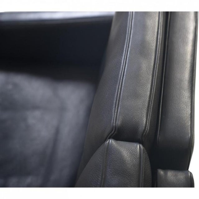 Vintage PK31 Two-Seater Sofa in Black Aura Leather by Poul Kjærholm, 1980s For Sale - Image 13 of 18
