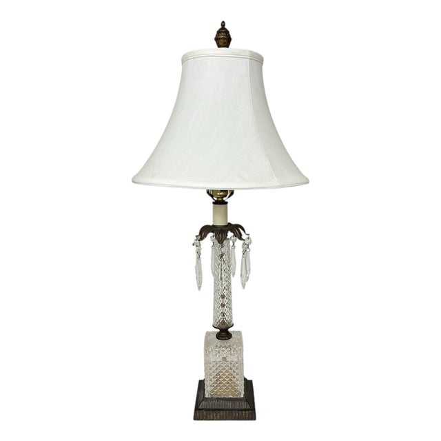 Vintage Hollywood Regency Diamond Pattern Columnar and Block Base pressedGlass Lamp For Sale