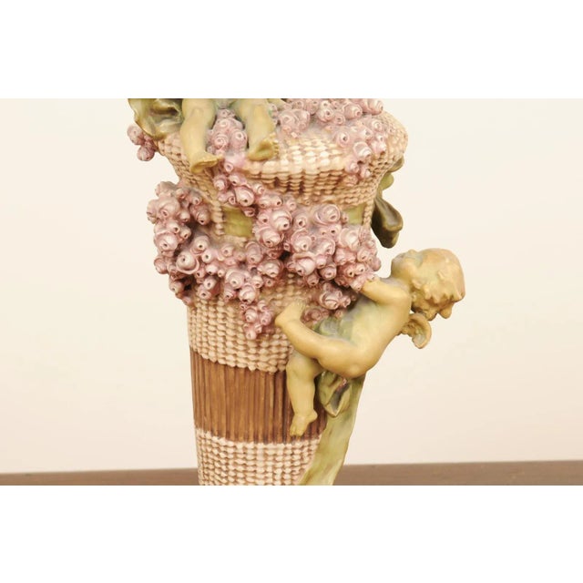 1860s French Napol"on III Painted Terracotta Vase with Cherubs and Roses For Sale - Image 11 of 13