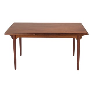 Model 54 Extentable Dining Table attributed to Gunni Omann, 1960s For Sale