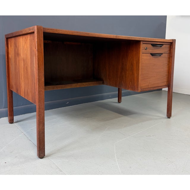 Mid-Century Modern 1960s Mid-Century Modern Jens Risom Attributed Walnut Writing Desk For Sale - Image 3 of 11
