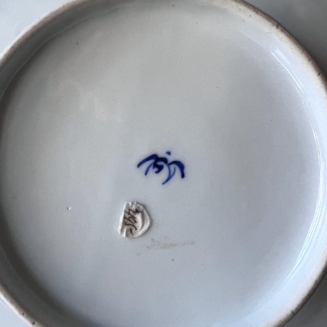 Hand-painted antique Imari leaf plate in fan and flower design // Arita plate // decorative plate // gilt edge // blue and white with orange For Sale - Image 11 of 17